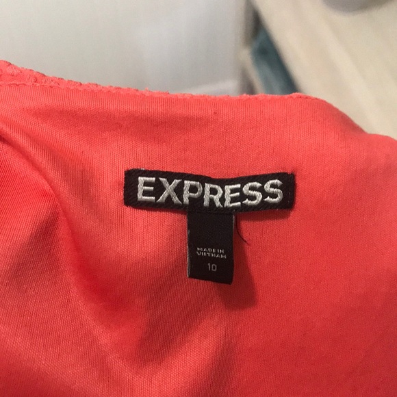 Express Dress with Pockets!! - Picture 8 of 8